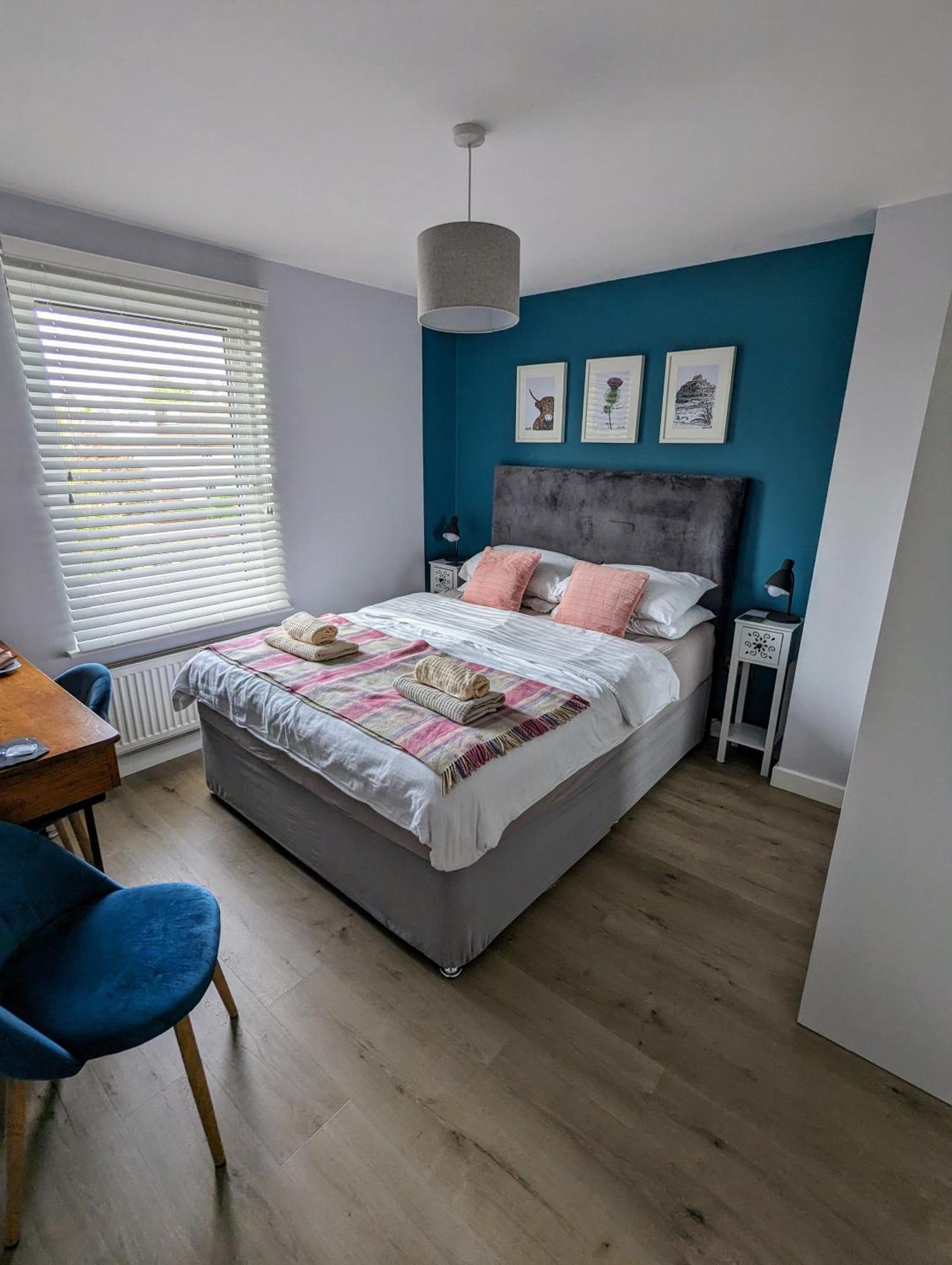 Cosy Guest Room In A Family Home With Free Parking Edinburgh Ngoại thất bức ảnh